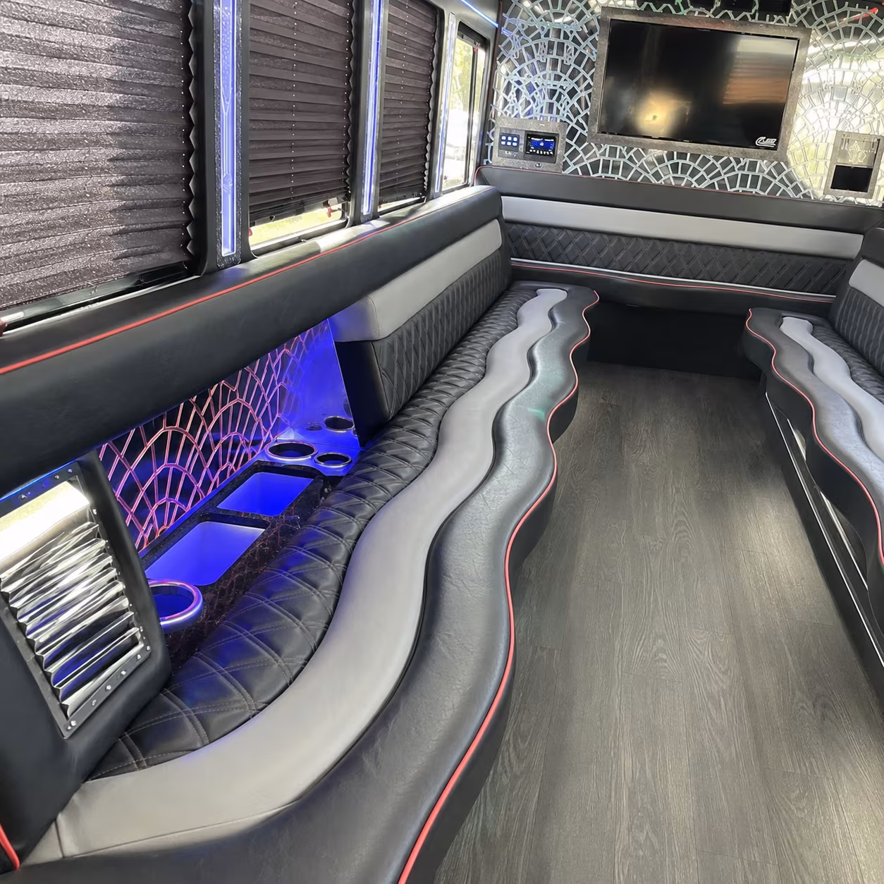 party buses to wineries along the grapevine and southlake wine trail
