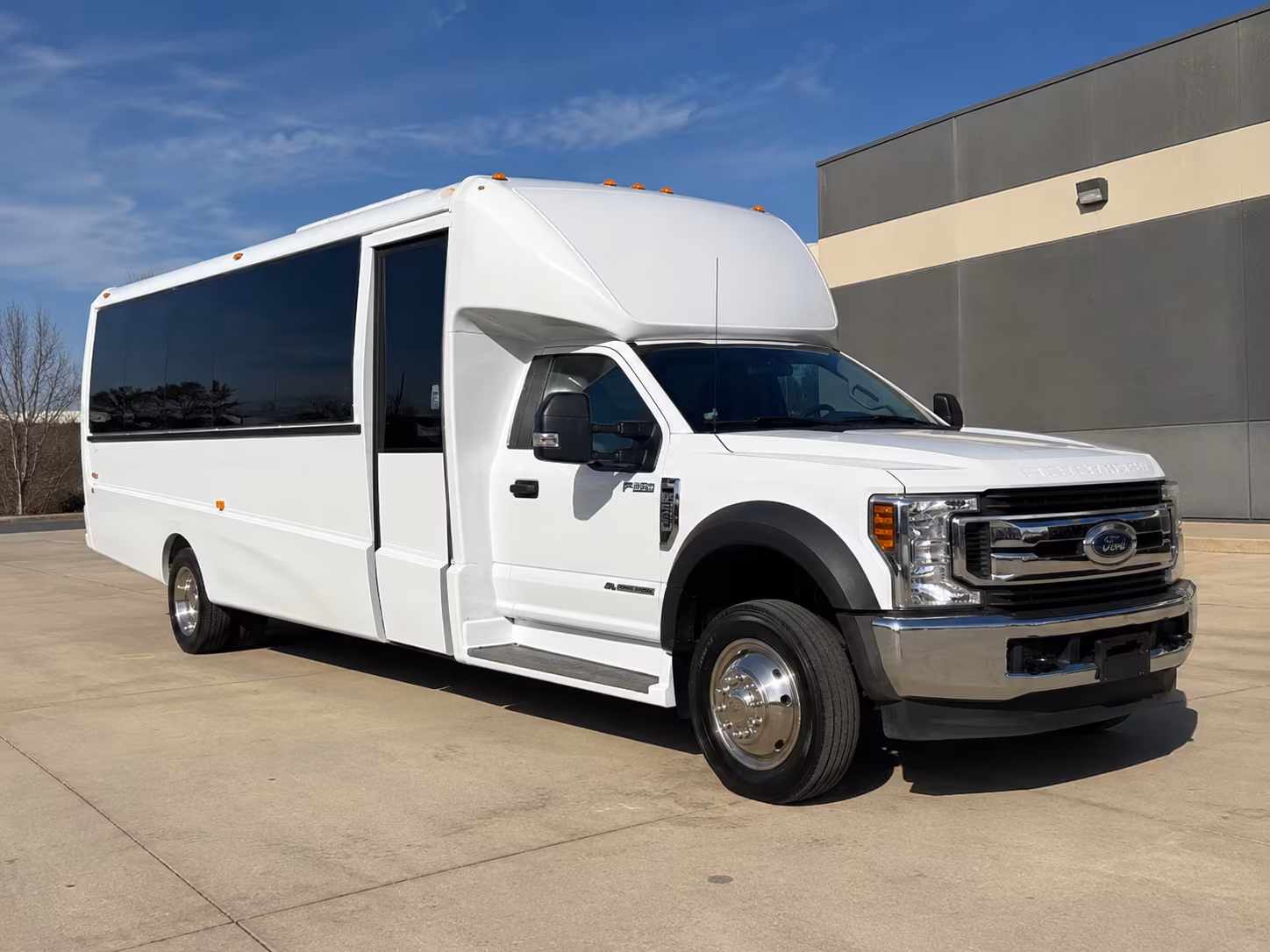 school field trip and youth group buses in lewisville texas